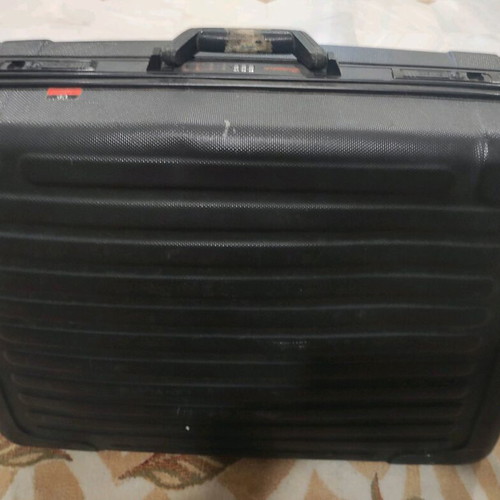 Eminent Flight Suitcase Used, Large Size 60x58x21 cm