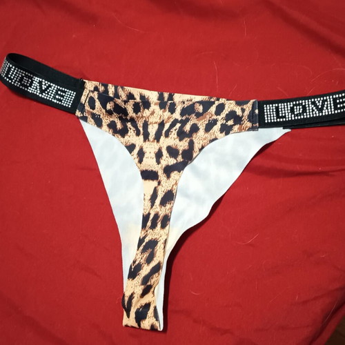 Lingerie new with color options, high-quality material