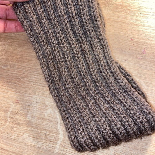 Knitted hairband new without tags