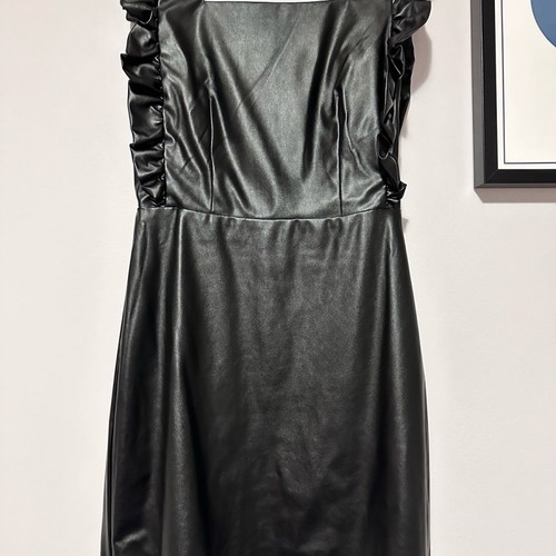 Leather dress used, mini fitted sleeveless black Toi&Moi