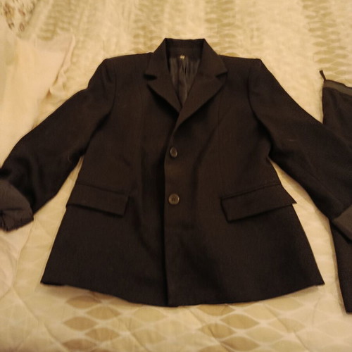 Women's black suit with jacket and skirt like new
