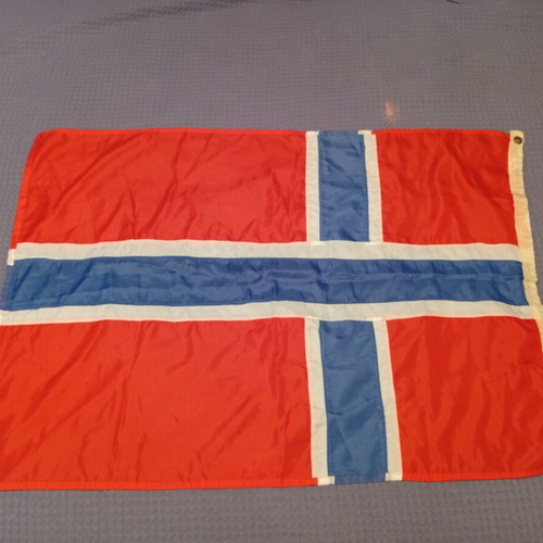 Norwegian Flag like new, 100 x 68 cm