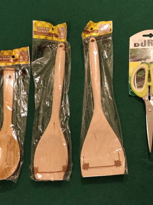 Set of 4 wooden kitchen utensils and herb scissors Durax