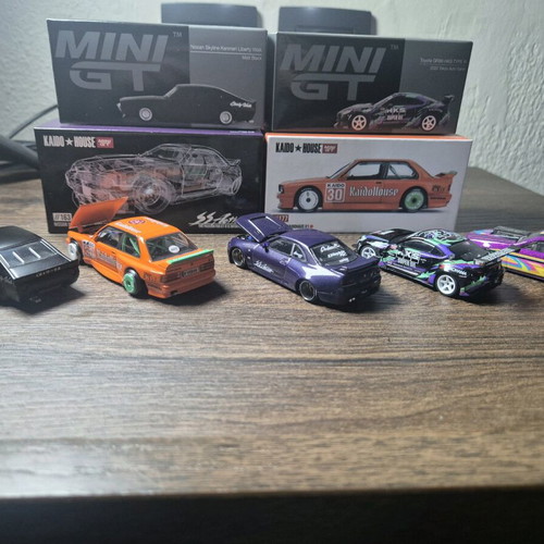 Hot Wheels collectible car set new with rubber wheels