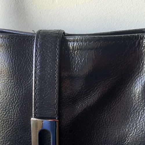 Leather large black shoulder bag like new with interior divider