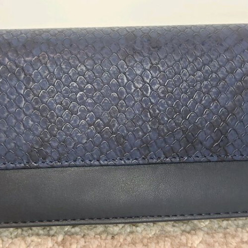 Dark blue croco-effect wrist wallet new