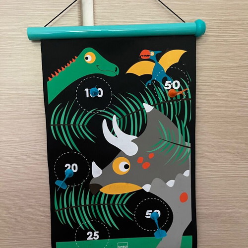 Magnetic dashboard used, children's double-sided with five arrows