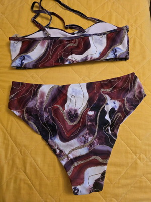 Swimsuit set new-apron - size Medium