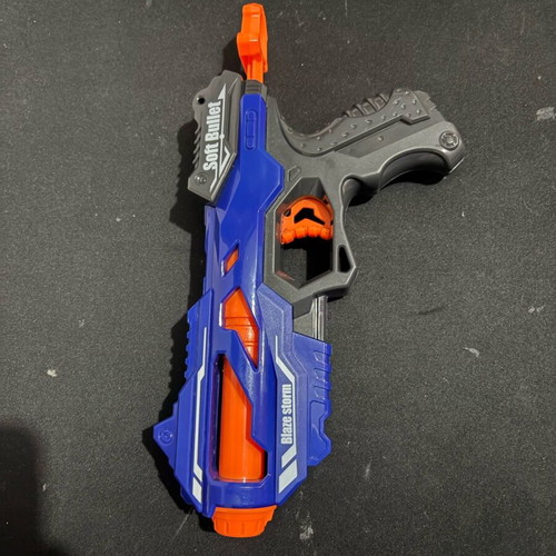 Nerf toy gun new with plastic spheres gift for kids 4+