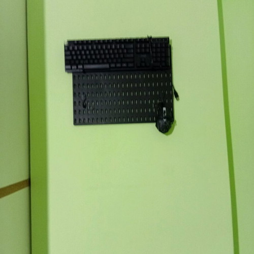 Panel decoration for gaming room like new with five hanging pieces
