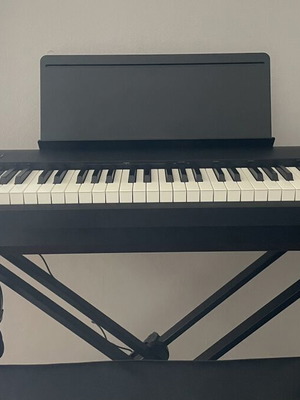Roland FP30X ψηφιακό πιάνο σαν καινούργιο με πεντάλ sustain και αξεσουάρ
