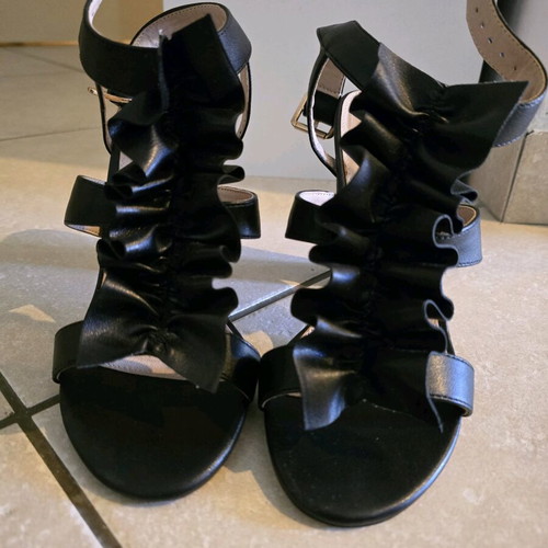 Kurt Geiger black sandals like new, size 38