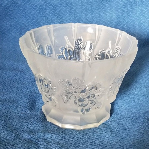 Fondant dish used in good condition