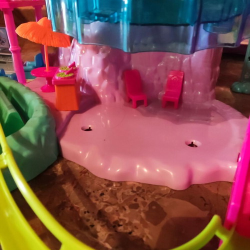 Polly Pocket Spin'n Surprise Waterpark playset used with 3 dolls and accessories