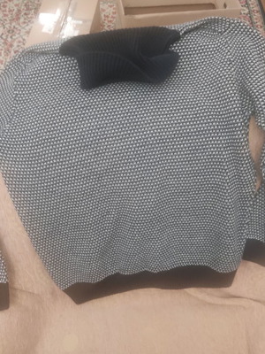 Portobello's men's turtleneck sweater size L like new, black and gray