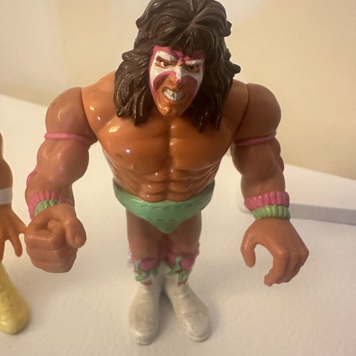 Ultimate Warrior and Hulk Hogan Hasbro Series 1 figures 1990 like new