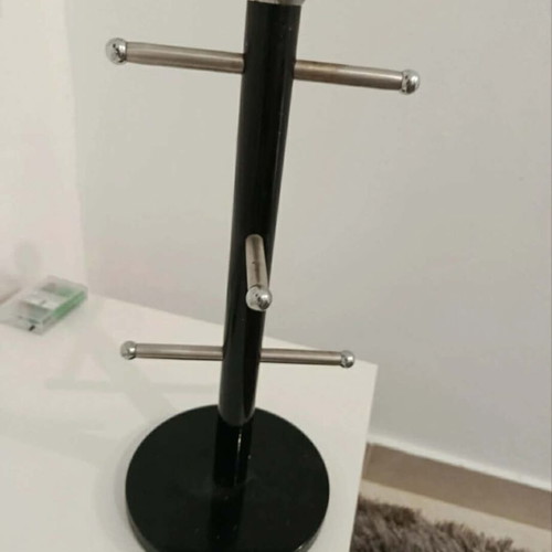 Cup hanger used