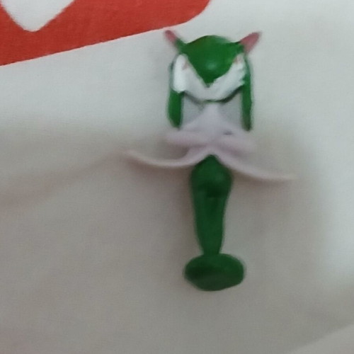 Kirlia mini figure Pokemon