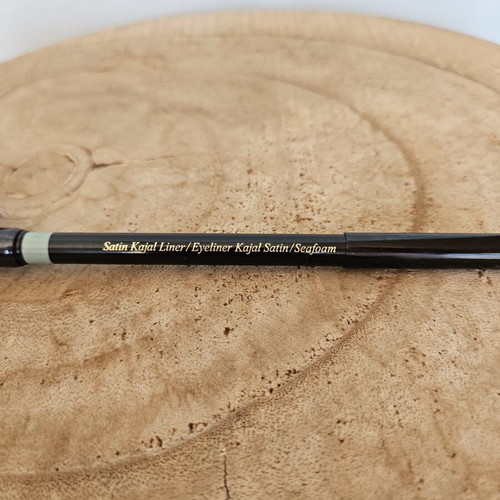 Victoria Beckham Kajal Liner and Mac Dazzleshadow new combo