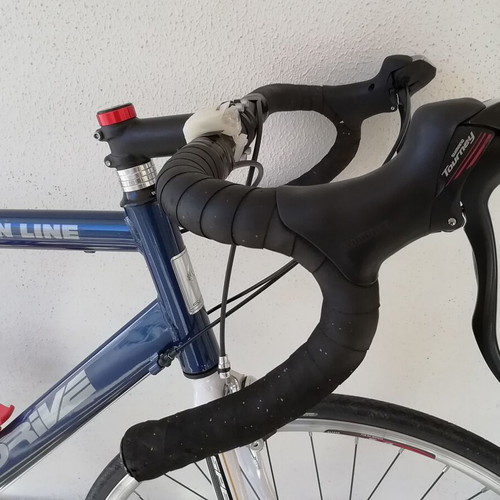 Handmade road bike new, blue, 700c wheels, V-brakes, gears