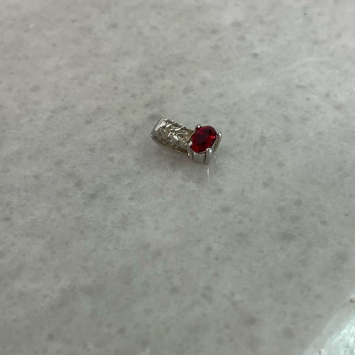 Silver pendant new with zircon