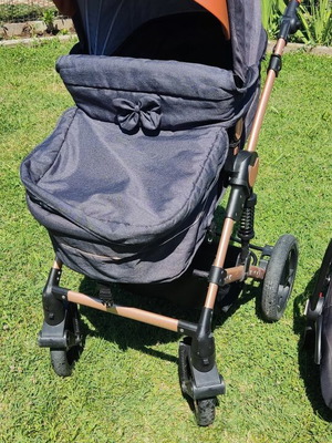 Chipolino Camea 3 in 1 stroller set used