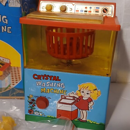 Solpa tin toy dishwasher from the 1970s, used, missing lid