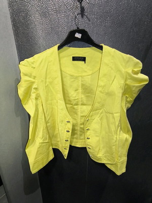 Apanage cropped jacket with puffed sleeves like new, yellow