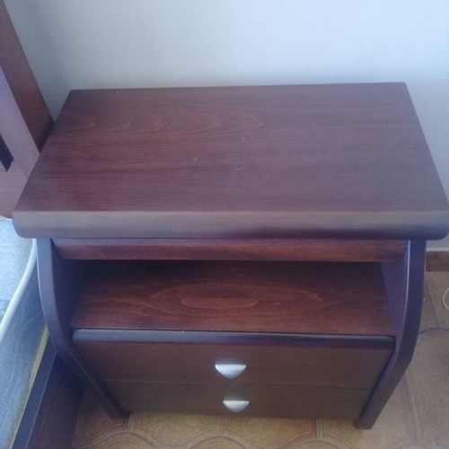Bedroom furniture set like new, wood, complete without mattress