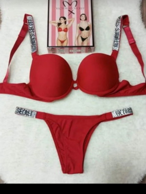 Victoria's Secret lingerie set new, black and red, one size