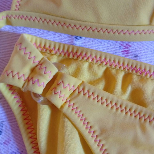 Bikini new, pack of 3, size small/xsmall, multicolor
