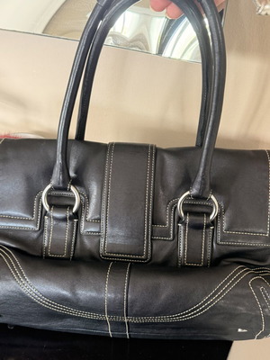 Coach δερμάτινη χειρός τσάντα μεταχειρισμένη, μαύρη, vintage