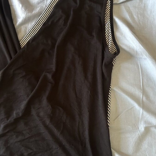 Kazi Line black and white sleeveless wrap top XL/XXL