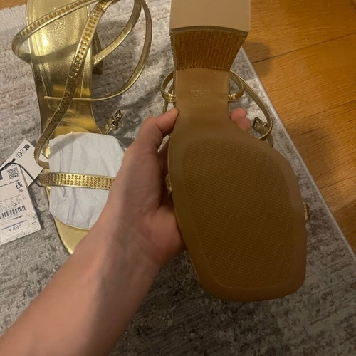 Heel sandals gold new with strass, size 41