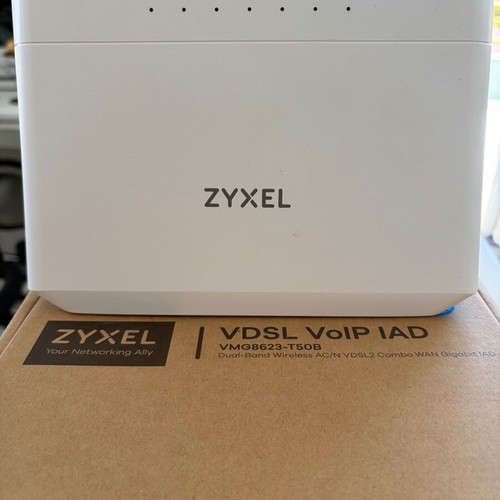 ZTE and Zyxel modem new, package deal