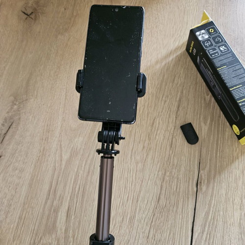 Selfie Stick with Tripod and Bluetooth Remote with Rotation Capability new