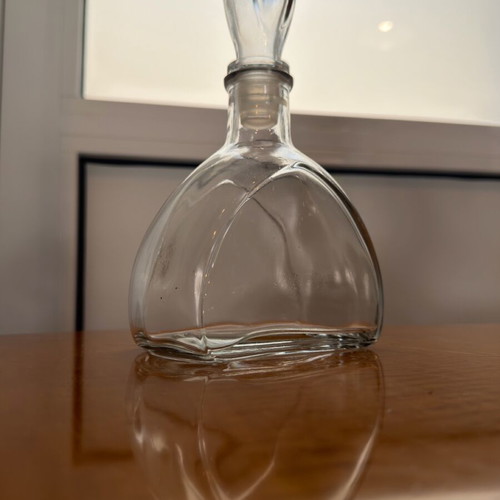 Glass decanter used 21 cm with stopper, elegant design
