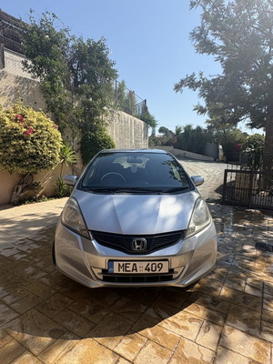 Honda Fit 2011 silver automatic used hatchback 1.3L