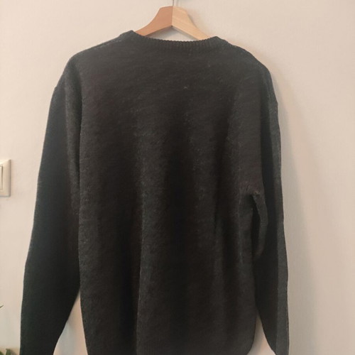 Vunic men's dark gray wool blend sweater like new, size L