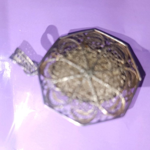 Genuine handmade Yannio Camée – vintage collectible pendant
