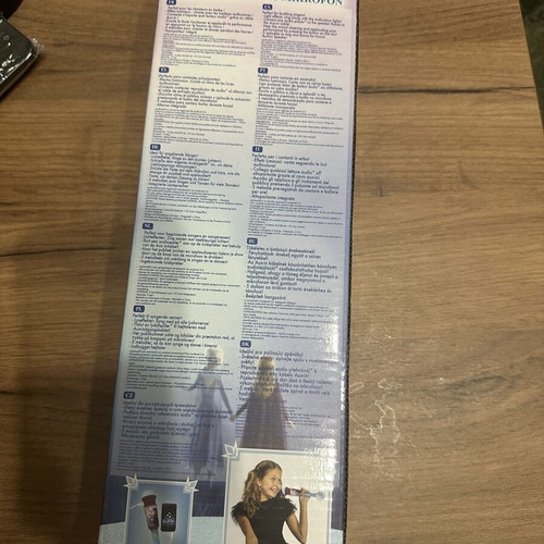Frozen microphone used, with light