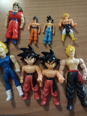Dragon Ball figures set of 8, like new