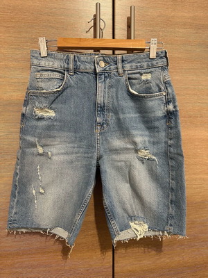 Zara denim bermuda shorts quite stretchy size 36