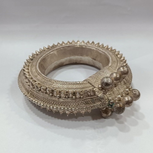 Antique bracelet used, Yemen-Saudi Arabia, late 19th century