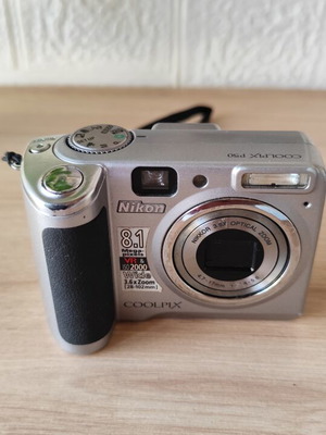 Nikon Coolpix P50 digital camera used