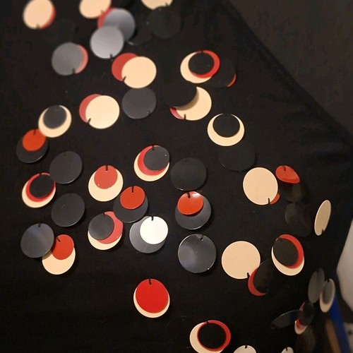 Black elastic sleeveless top size Small like new with sequins