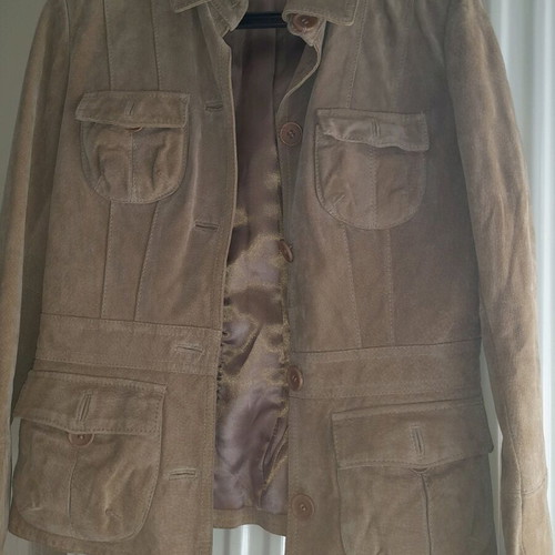 Women's leather jacket camel like new