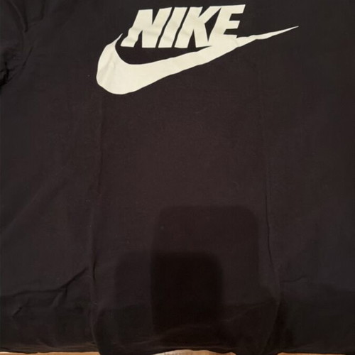 Nike T-shirt black size large like new