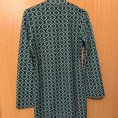 Trendyol midi dress like new with geometric pattern and long sleeves