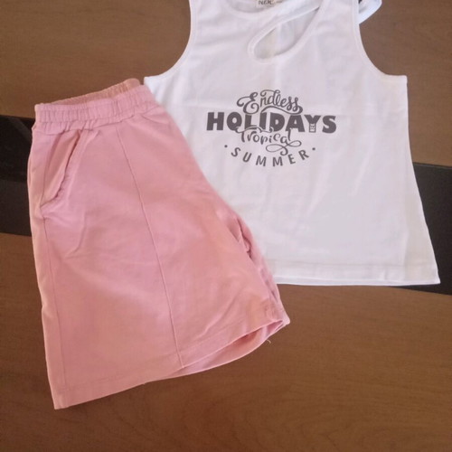 Set with shorts Nek for girl 14 years like new